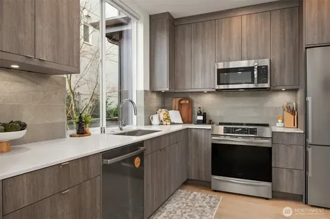 6710 36th Avenue SW Seattle WA 98126