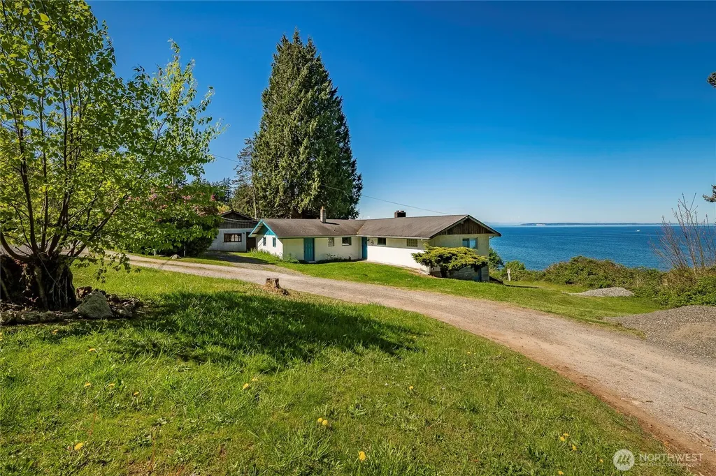 5941 Normar Place Blaine WA 98230