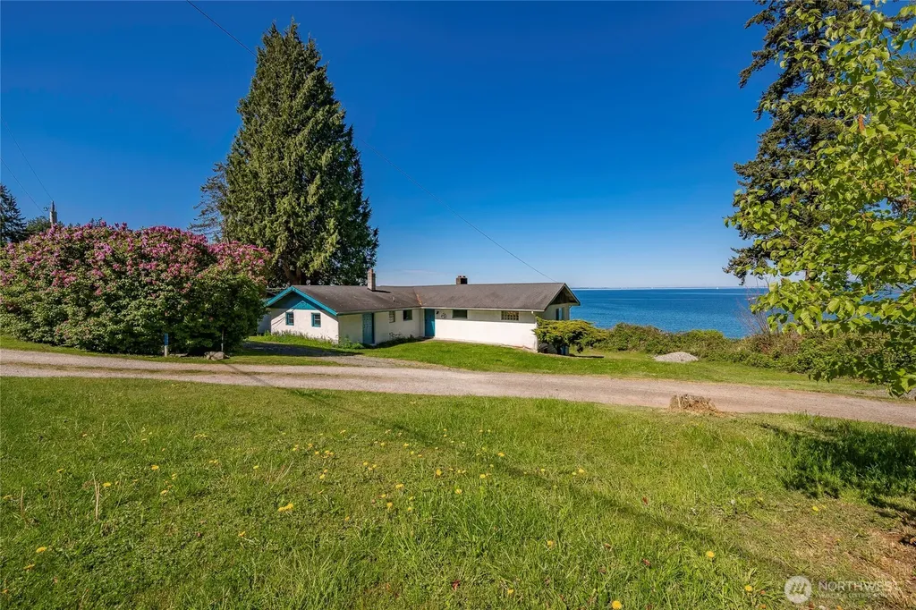 5941 Normar Place Blaine WA 98230
