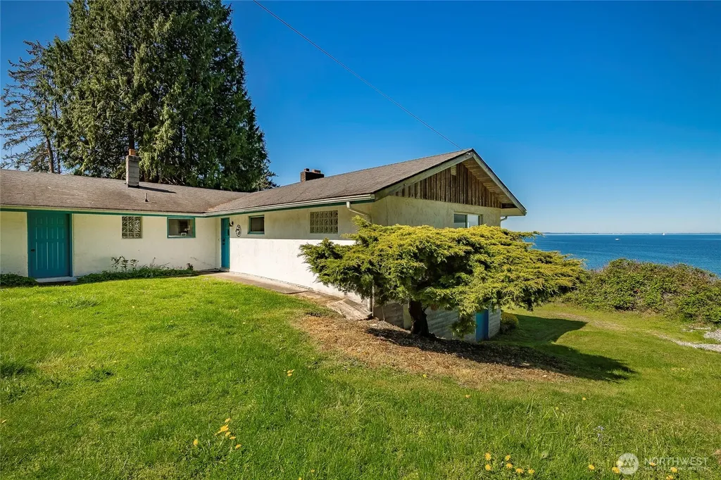 5941 Normar Place Blaine WA 98230