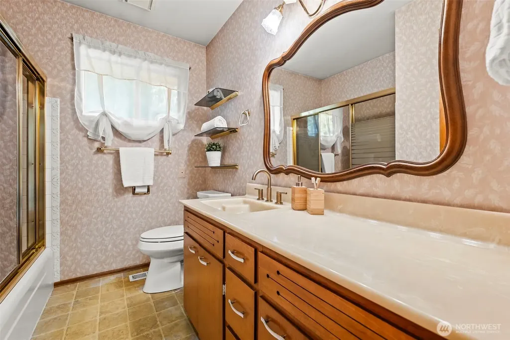 14516 SE 178th Place Renton WA 98058