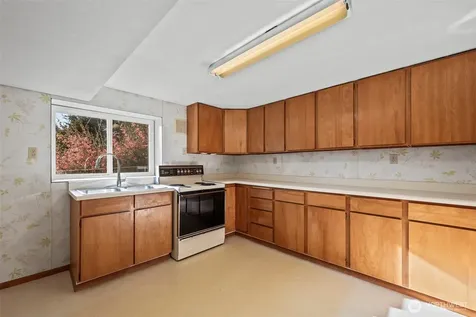 14516 SE 178th Place Renton WA 98058