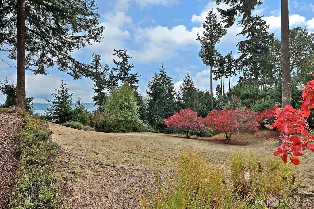 8045 Possession Road Clinton WA 98236