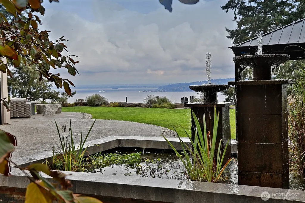 8045 Possession Road Clinton WA 98236