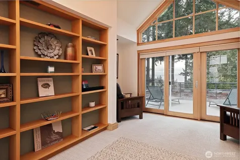8045 Possession Road Clinton WA 98236