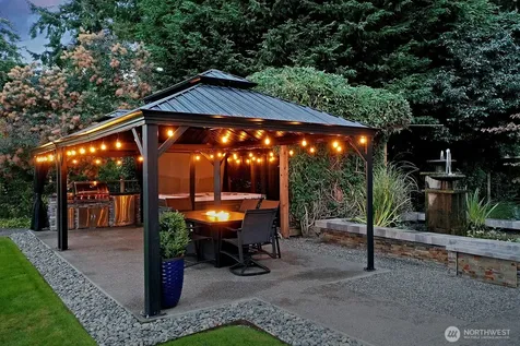 8045 Possession Road Clinton WA 98236