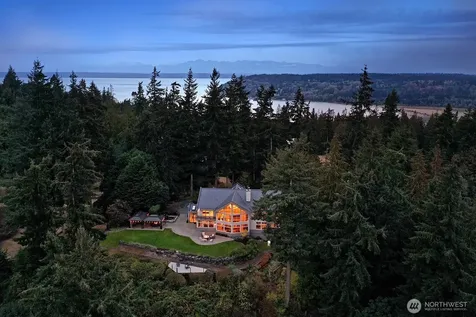 8045 Possession Road Clinton WA 98236