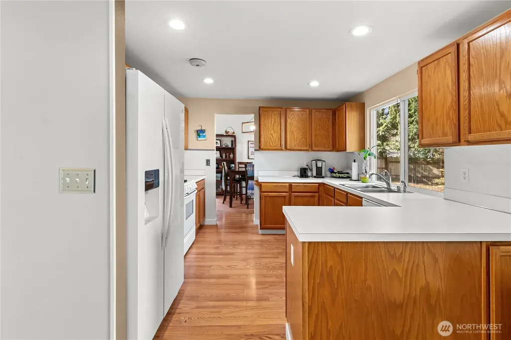 7608 Elm Court SE Lacey WA 98503