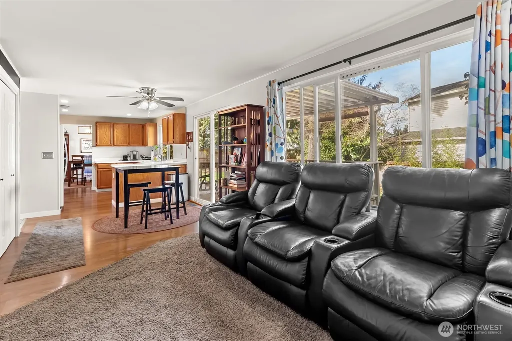 7608 Elm Court SE Lacey WA 98503