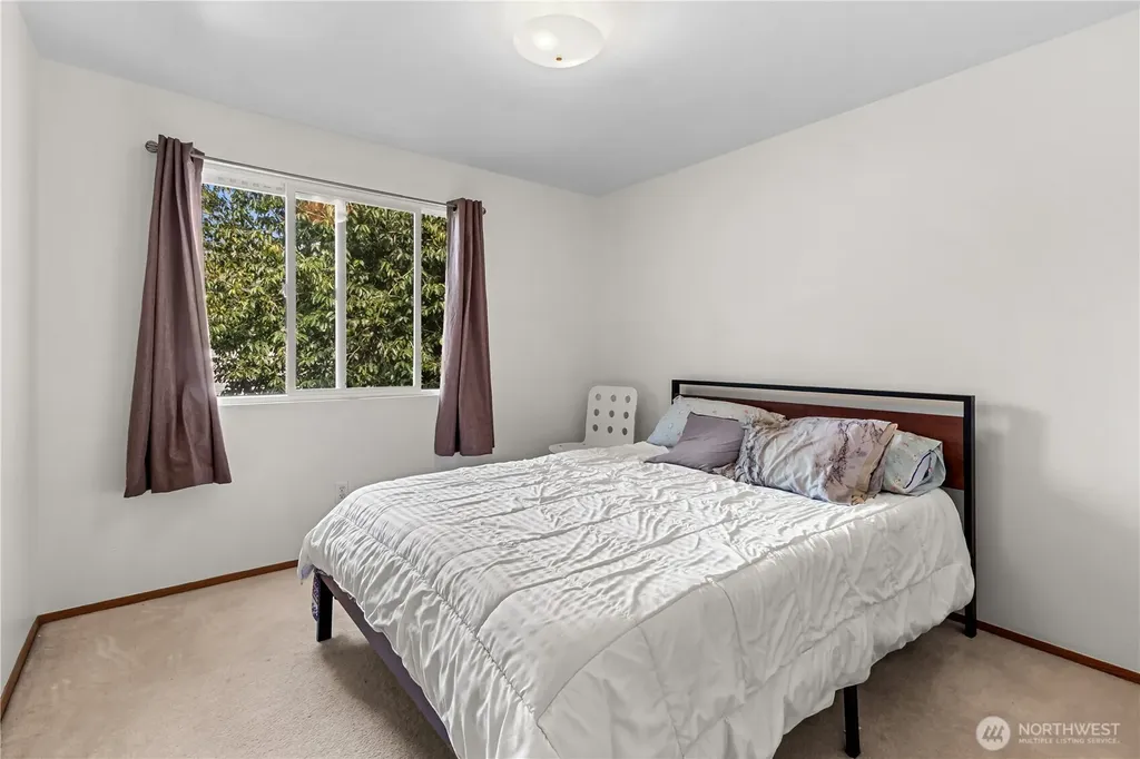 7608 Elm Court SE Lacey WA 98503