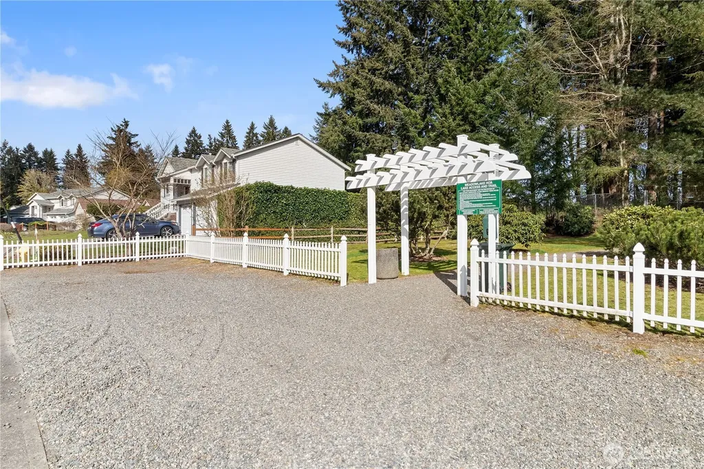 7608 Elm Court SE Lacey WA 98503