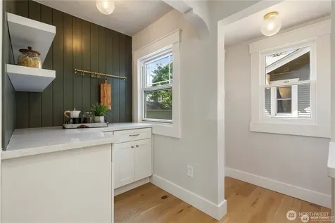 3221 36th Avenue S Seattle WA 98144