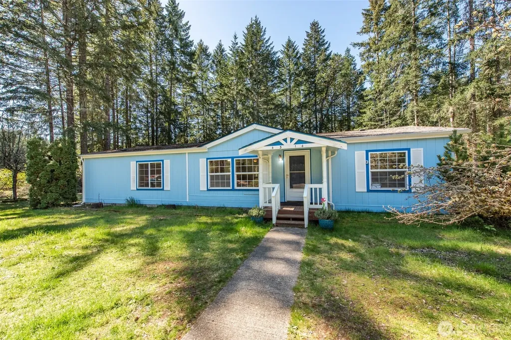4314 Lackey Road NW Lakebay WA 98349