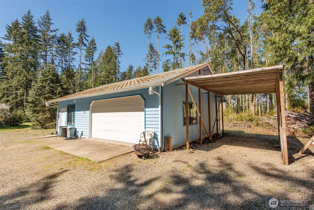 4314 Lackey Road NW Lakebay WA 98349