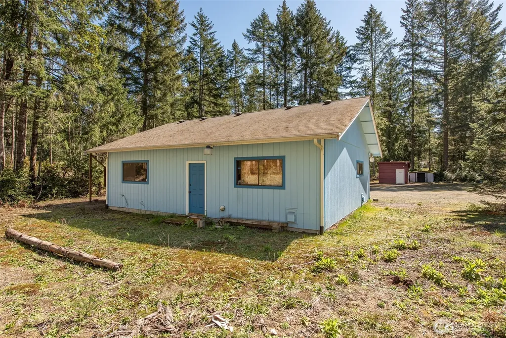 4314 Lackey Road NW Lakebay WA 98349