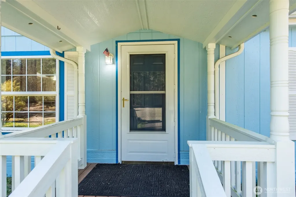 4314 Lackey Road NW Lakebay WA 98349