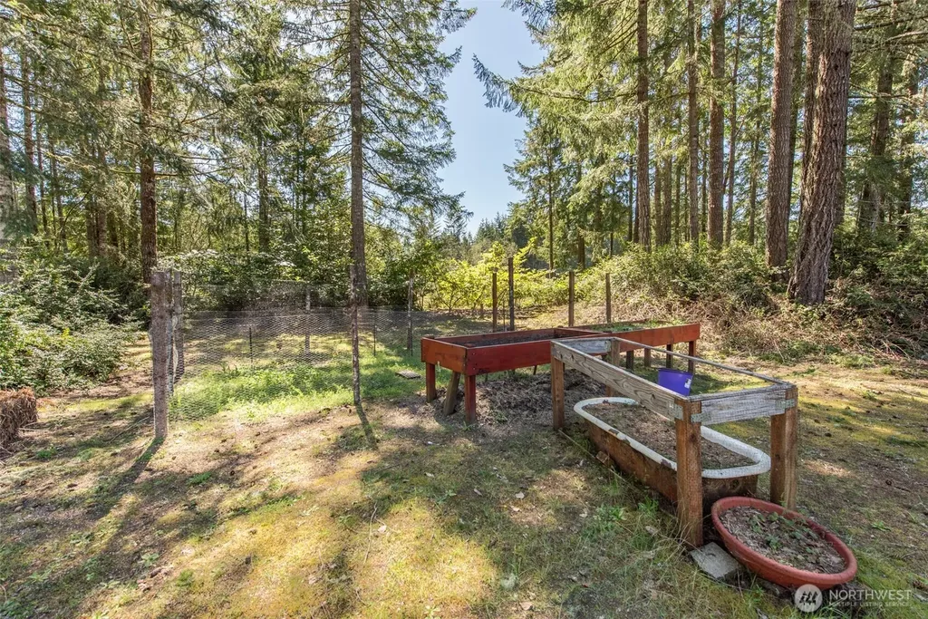 4314 Lackey Road NW Lakebay WA 98349