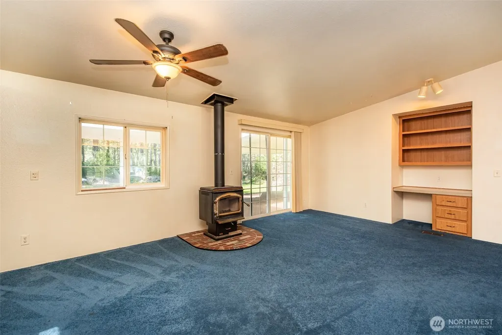 4314 Lackey Road NW Lakebay WA 98349