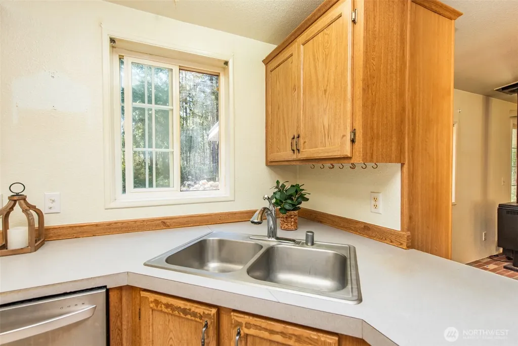 4314 Lackey Road NW Lakebay WA 98349
