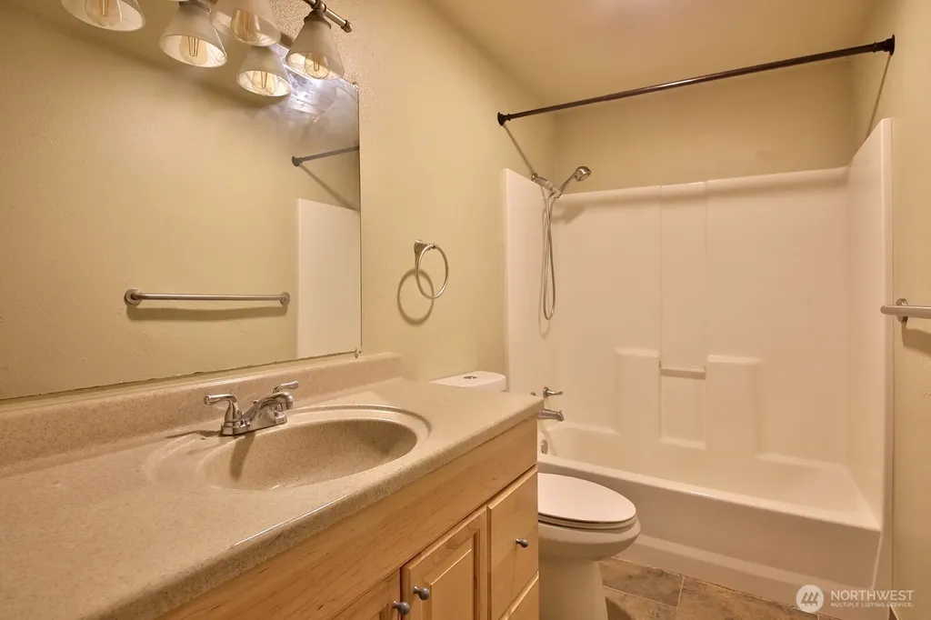 7875 Mortland Drive Clinton WA 98236