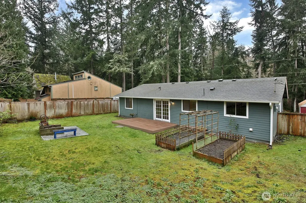 7875 Mortland Drive Clinton WA 98236