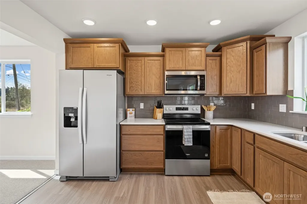 414 Comet Street Milton WA 98354