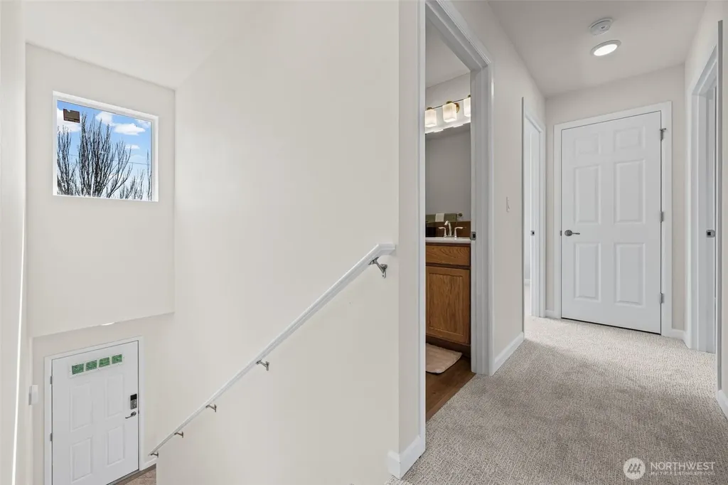 414 Comet Street Milton WA 98354