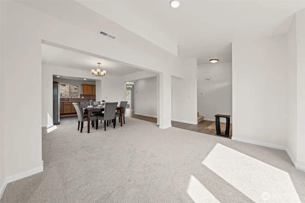 414 Comet Street Milton WA 98354