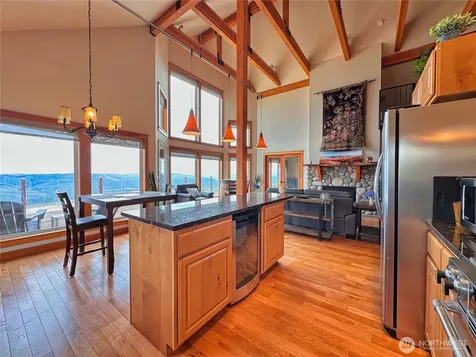 27 Scenic Drive Brewster WA 98812
