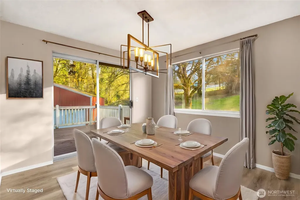 3915 38th Avenue NW Gig Harbor WA 98335