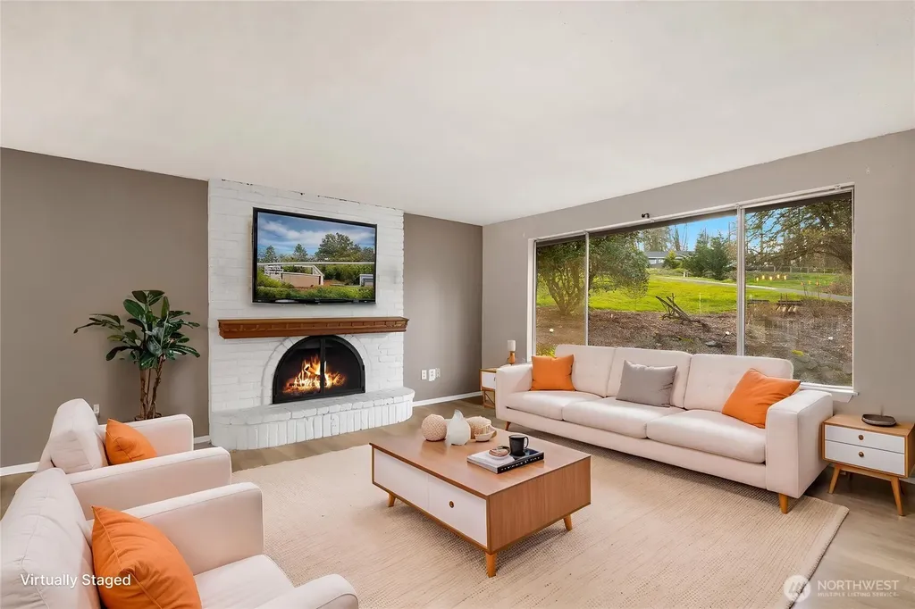 3915 38th Avenue NW Gig Harbor WA 98335