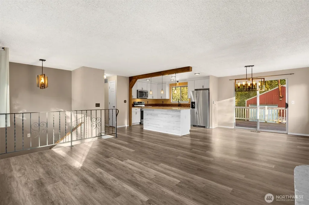 3915 38th Avenue NW Gig Harbor WA 98335