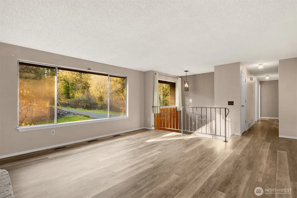 3915 38th Avenue NW Gig Harbor WA 98335