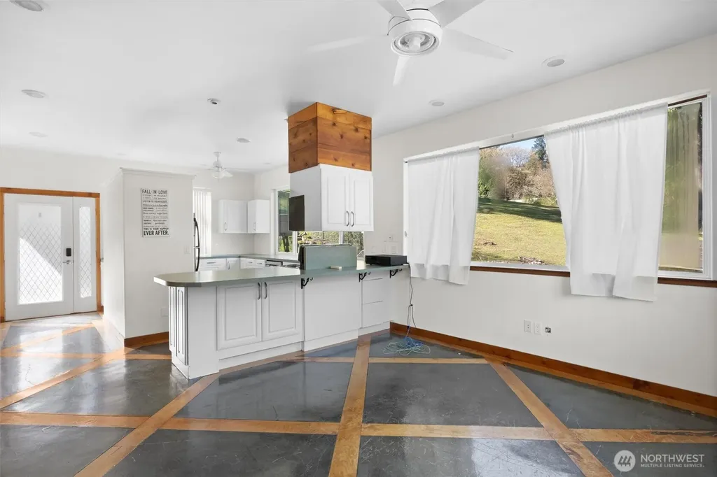 961 W Lake Samish Drive Bellingham WA 98229