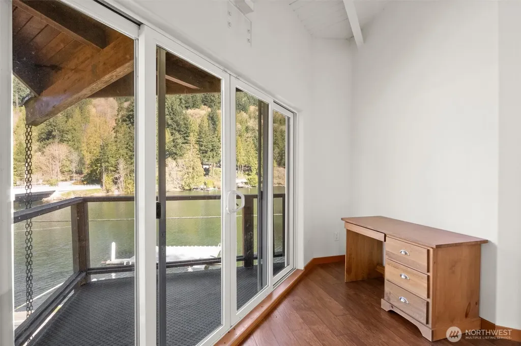 961 W Lake Samish Drive Bellingham WA 98229