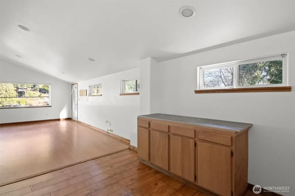 961 W Lake Samish Drive Bellingham WA 98229