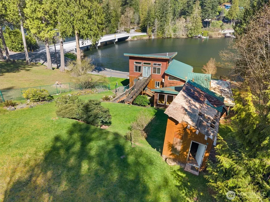 961 W Lake Samish Drive Bellingham WA 98229