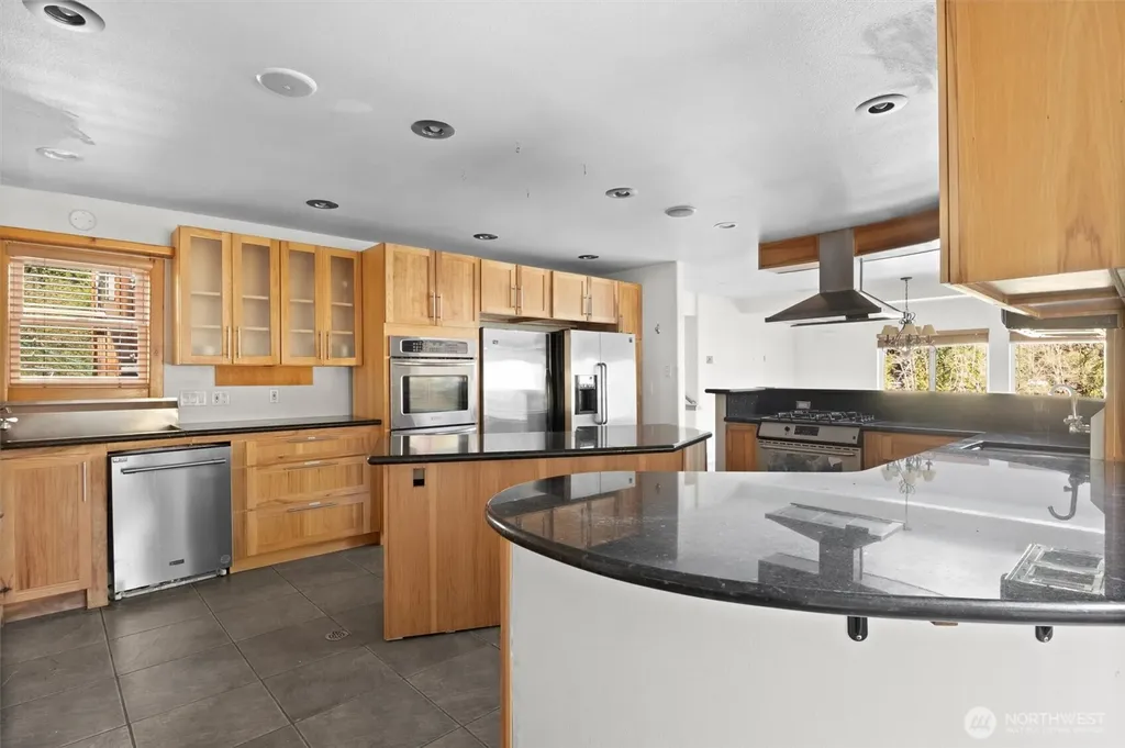 961 W Lake Samish Drive Bellingham WA 98229