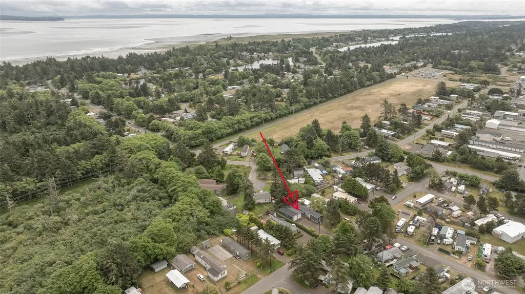 810 Magellan Avenue NE Ocean Shores WA 98569