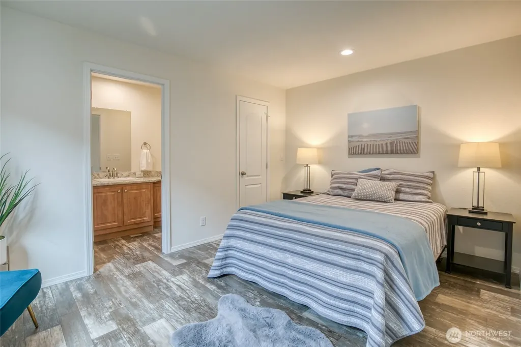 810 Magellan Avenue NE Ocean Shores WA 98569