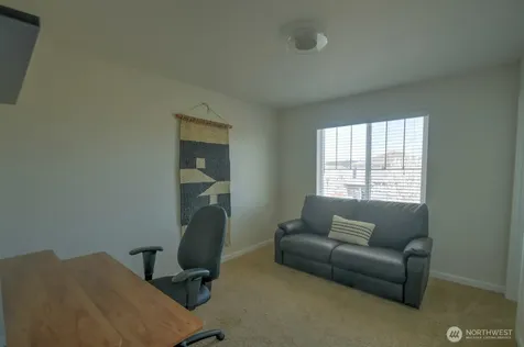 18936 112th Avenue Ct E Puyallup WA 98374