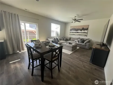 18936 112th Avenue Ct E Puyallup WA 98374