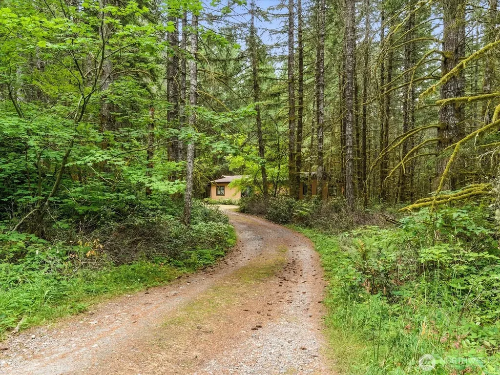 13213 Wicks End Lane SW Port Orchard WA 98367