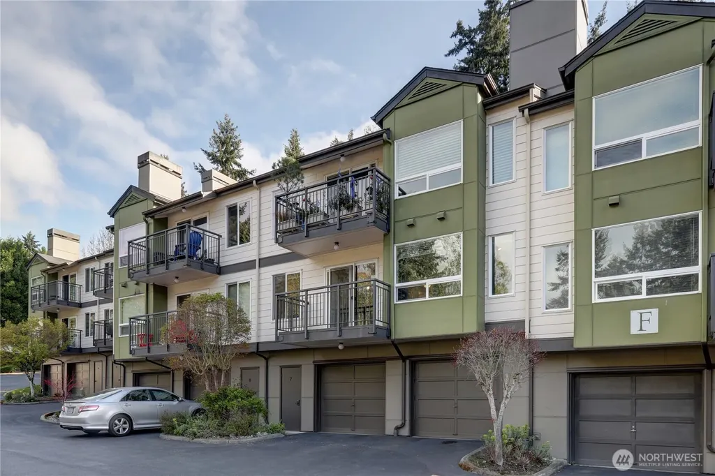31500 33rd Place SW Federal Way WA 98023