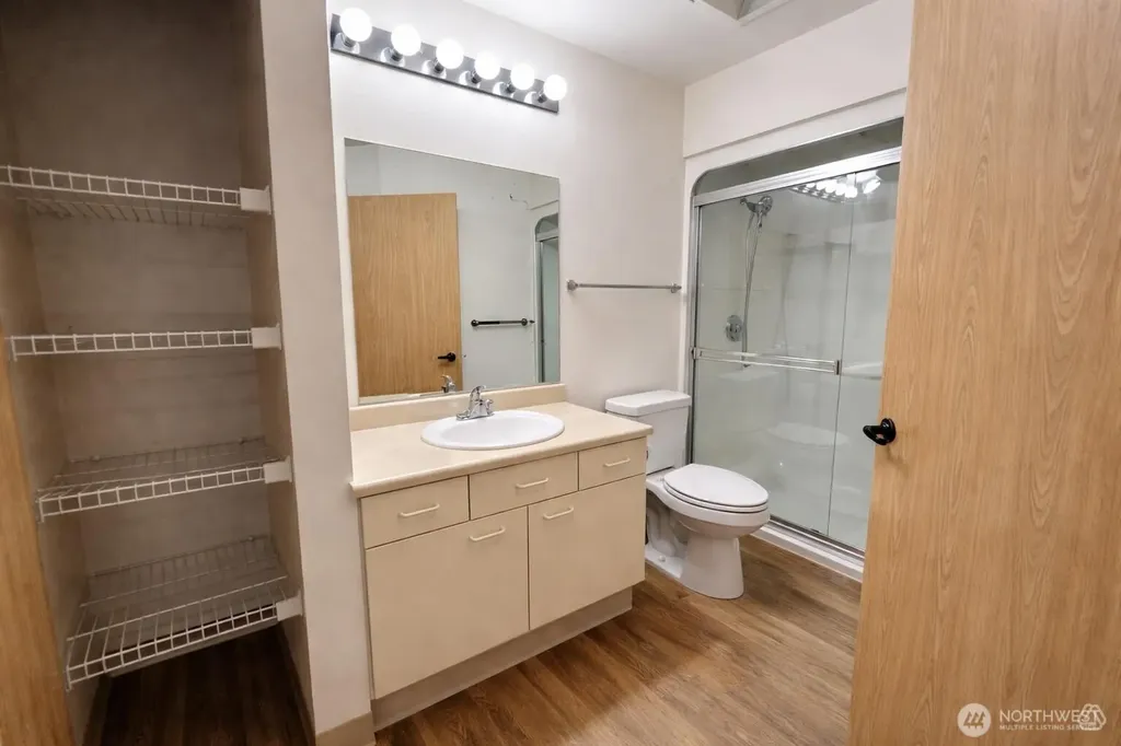 1684 152nd Avenue NE Bellevue WA 98007