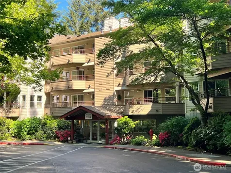 1684 152nd Avenue NE Bellevue WA 98007