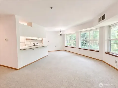 1684 152nd Avenue NE Bellevue WA 98007