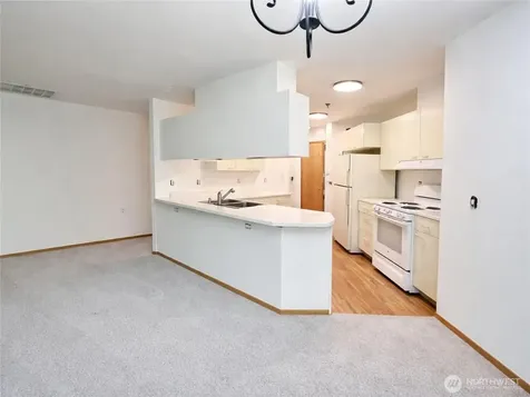1684 152nd Avenue NE Bellevue WA 98007