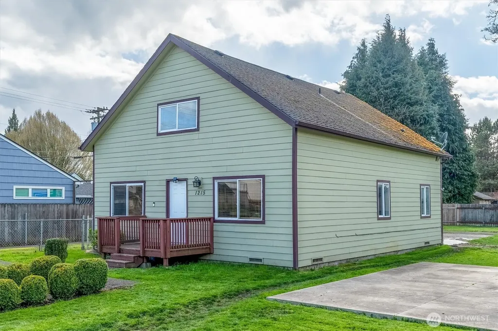 1215 30th Avenue Longview WA 98632