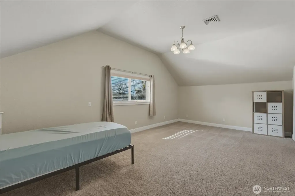 1215 30th Avenue Longview WA 98632